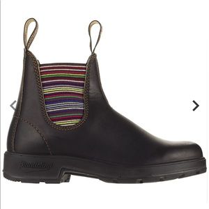 Blundstone Original 500 Chelsea Boot worn once!